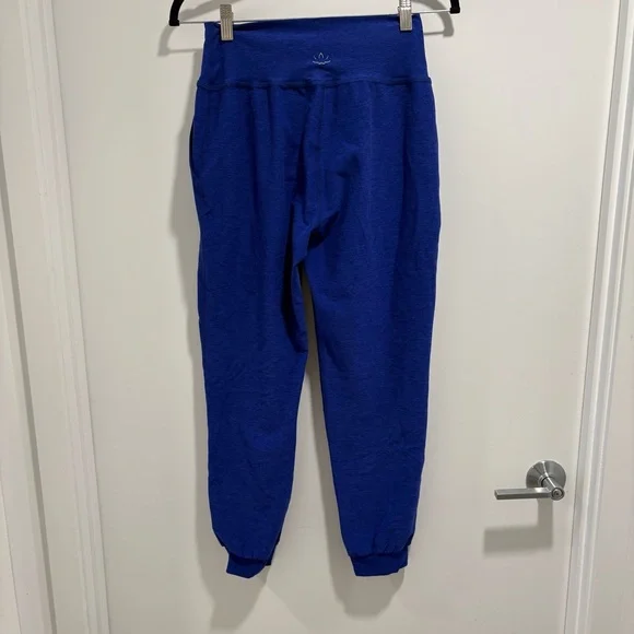 Beyond Yoga spacedye midi joggers - Picture 2 of 5